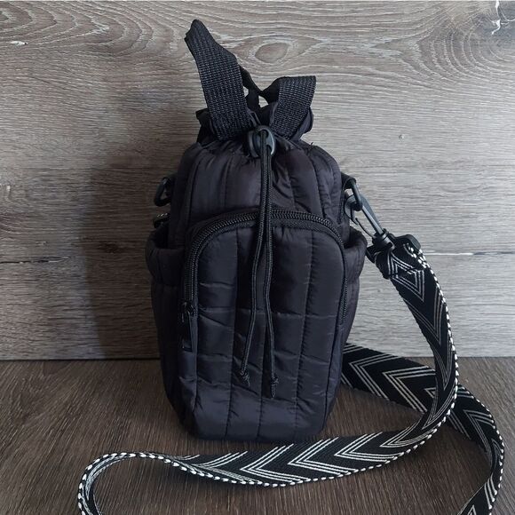 Nollia Quilted Nylon Water Bottle Holder - Picture 1 of 6